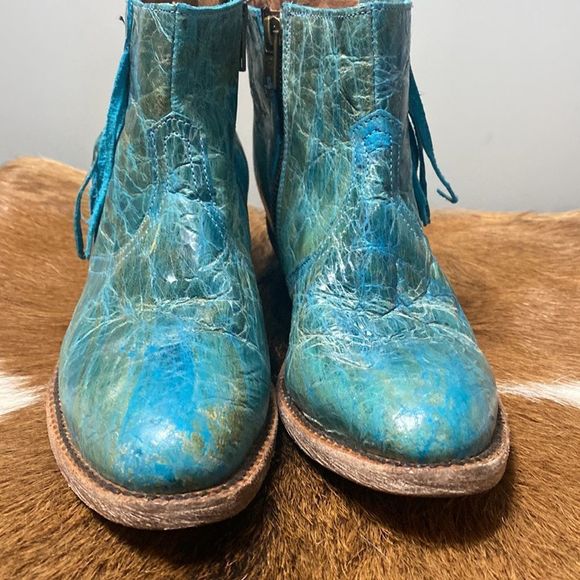 Ferrini womens ankle booties size 7.5 very nice and great color! - Picture 4 of 11